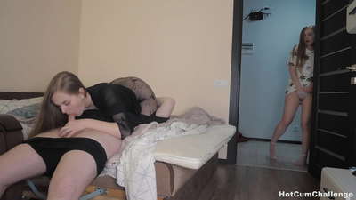 Tabu! Babamın annemi sikişini izlediğimde geliyorum!